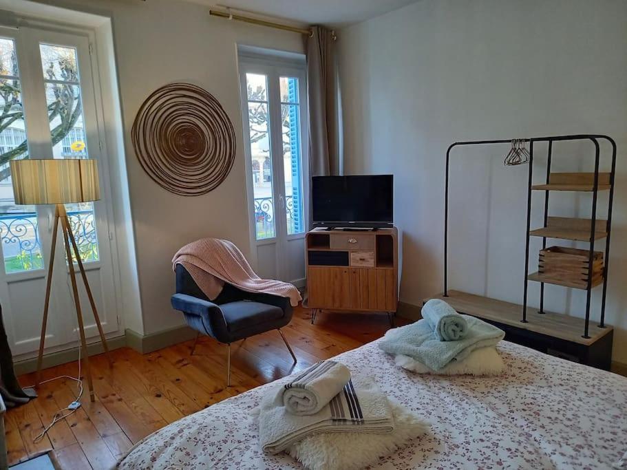 Maison Nadaud Avec Parking Prive มง-เดอ-มาร์ซ็อง ภายนอก รูปภาพ