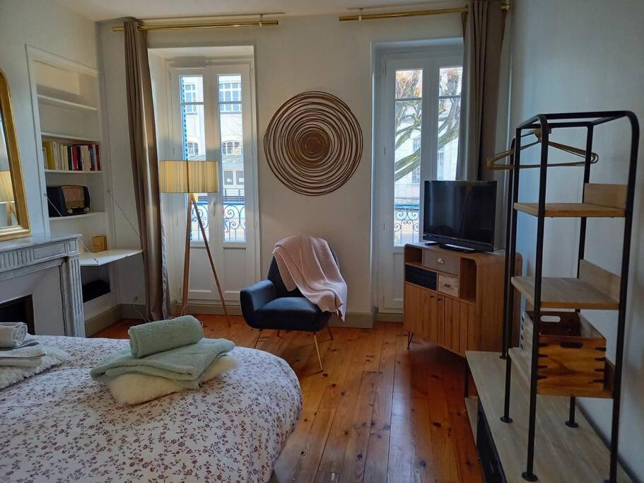 Maison Nadaud Avec Parking Prive มง-เดอ-มาร์ซ็อง ภายนอก รูปภาพ